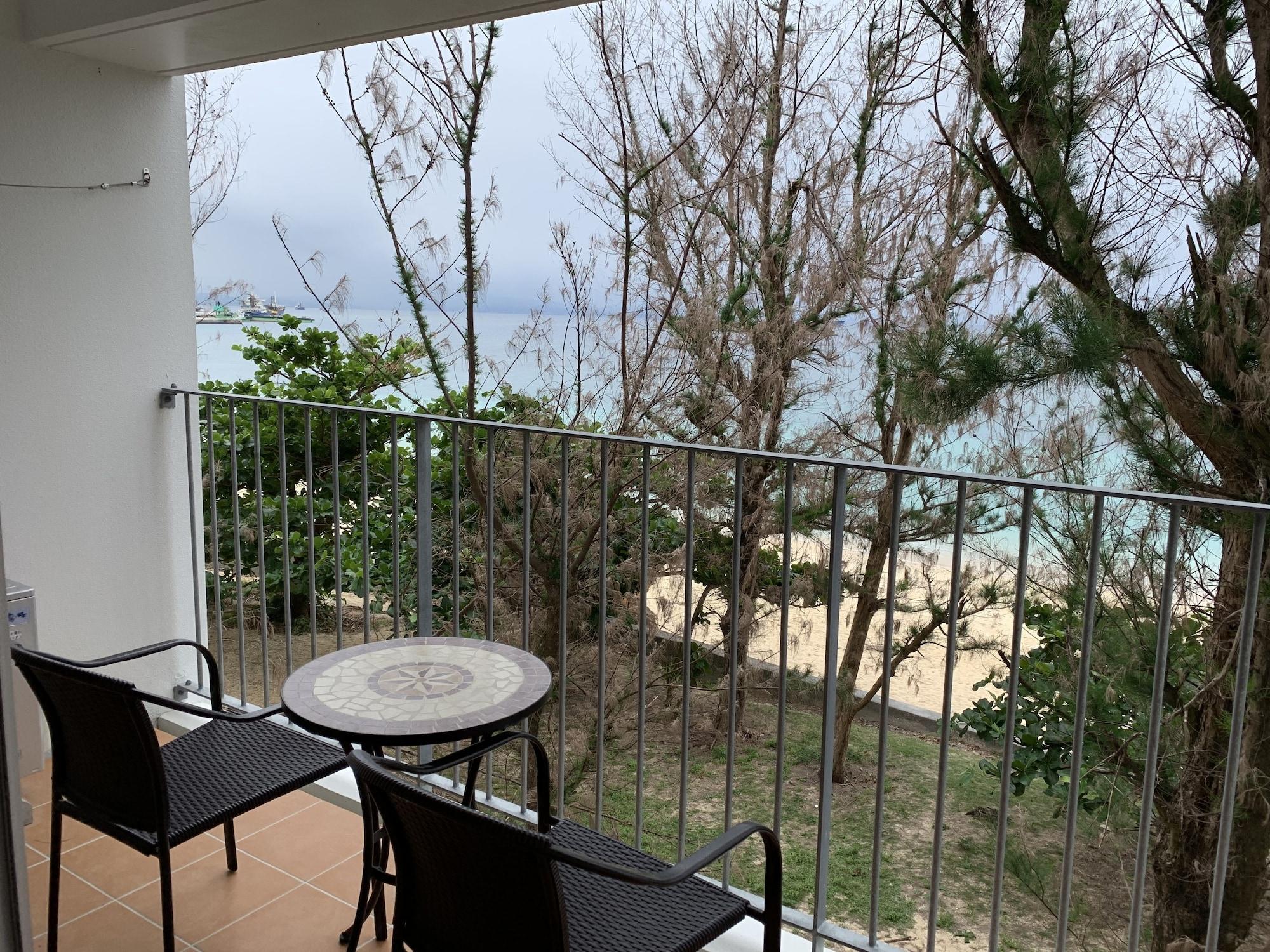 Hotel&Restaurant On the Beach Lue Motobu Exterior foto
