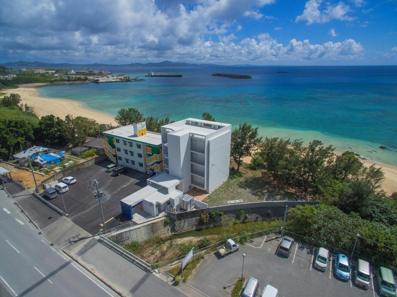 Hotel&Restaurant On the Beach Lue Motobu Exterior foto