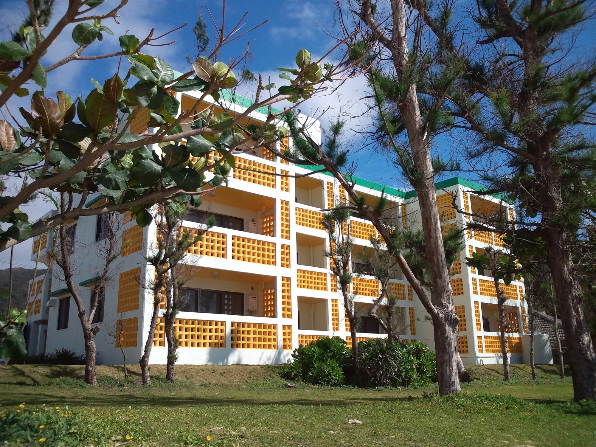 Hotel&Restaurant On the Beach Lue Motobu Exterior foto